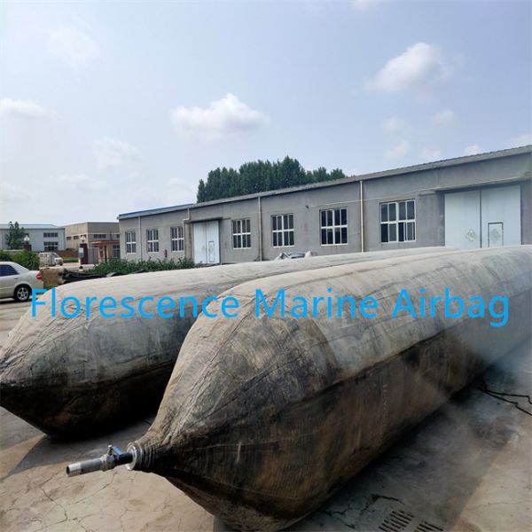 Ship Landing Marine Rubber Airbag Dia 0.6-2.8m For Yacht