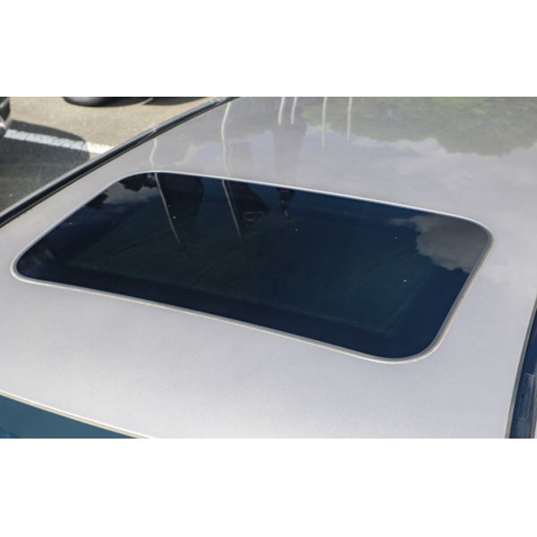 Мерседес-Benz EQC 350 4MATIC 2022 5 мест среднее SUV двери 5