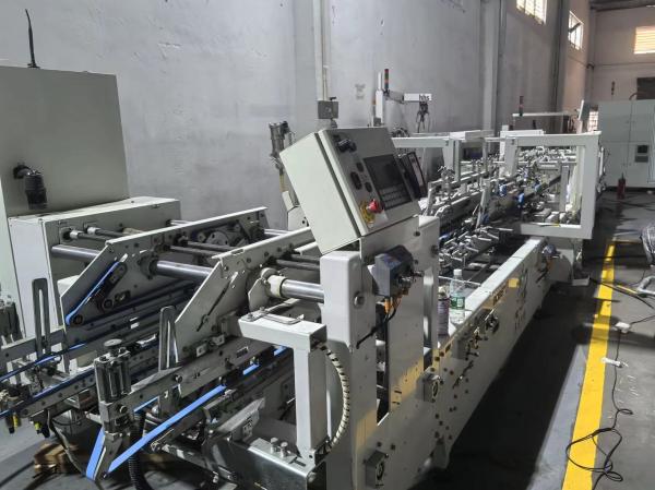 Máquina de Gluer do dobrador