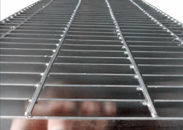Réglage de la passerelle en acier inoxydable anti-dérapant