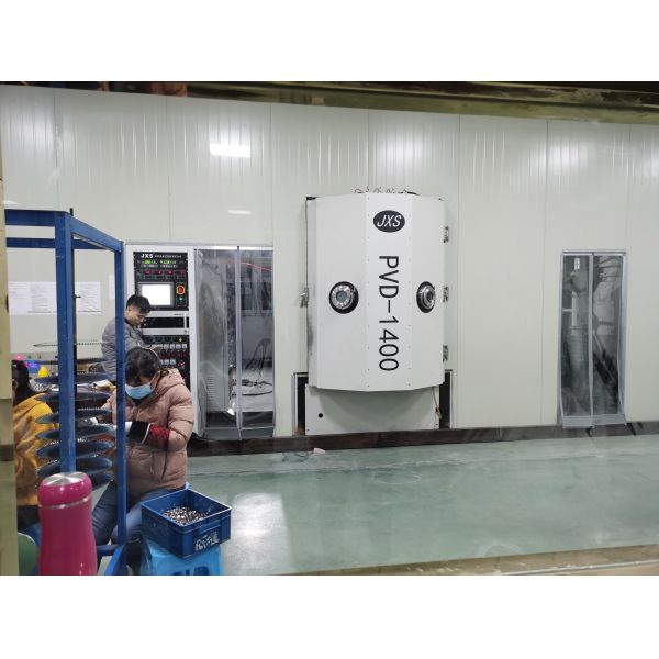 Couche de haute qualité en acier inoxydable Casse de montre à bande de montre à sangle Machine de pulvérisation PVD