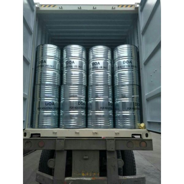 Cold Resistant Dioctyl Adipate Doa Plasticizer For Food Packaging Low Temperature