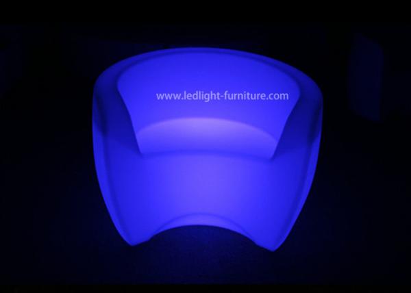 Sofá macio lindo do diodo emissor de luz de único Seat ajustado para a decoração da casa e do jardim