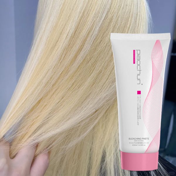 Les hommes et les femmes obtiennent le look blond parfait avec une crème de salon de coiffure professionnelle
