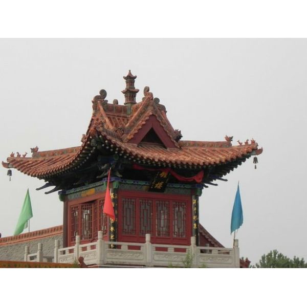 Ornamentos chinos esmaltados del tejado del pequeño pabellón para el arreglo para requisitos particulares del templo de Malasia