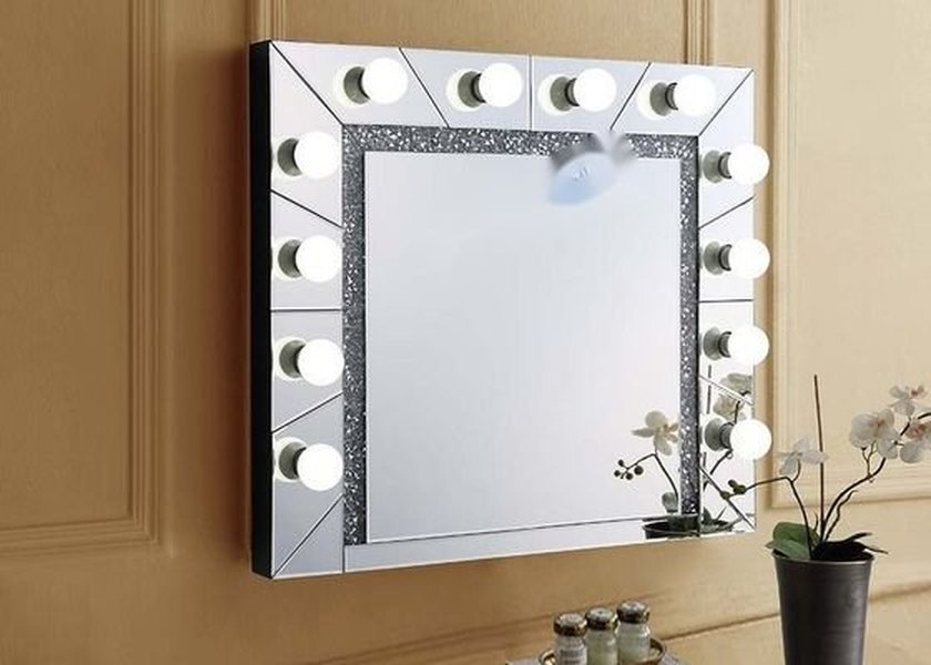 Wall Mounted Console Table with Silver Mirror Finish and Modern Design for Entryway