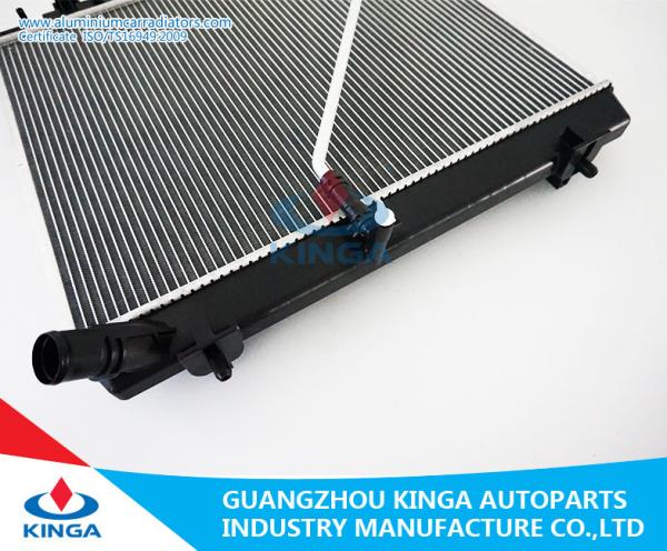 100% Tested Aluminum Toyota Radiator For 2014- HIACE/ QUANTUM 26mm Core Thickness