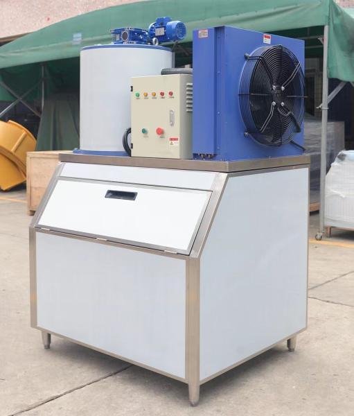 Commercial Industrial Ice Maker Machine 500kg 0.5 Ton Daily Output 2.0 kw Compressor Power for Flake Ice Block Making