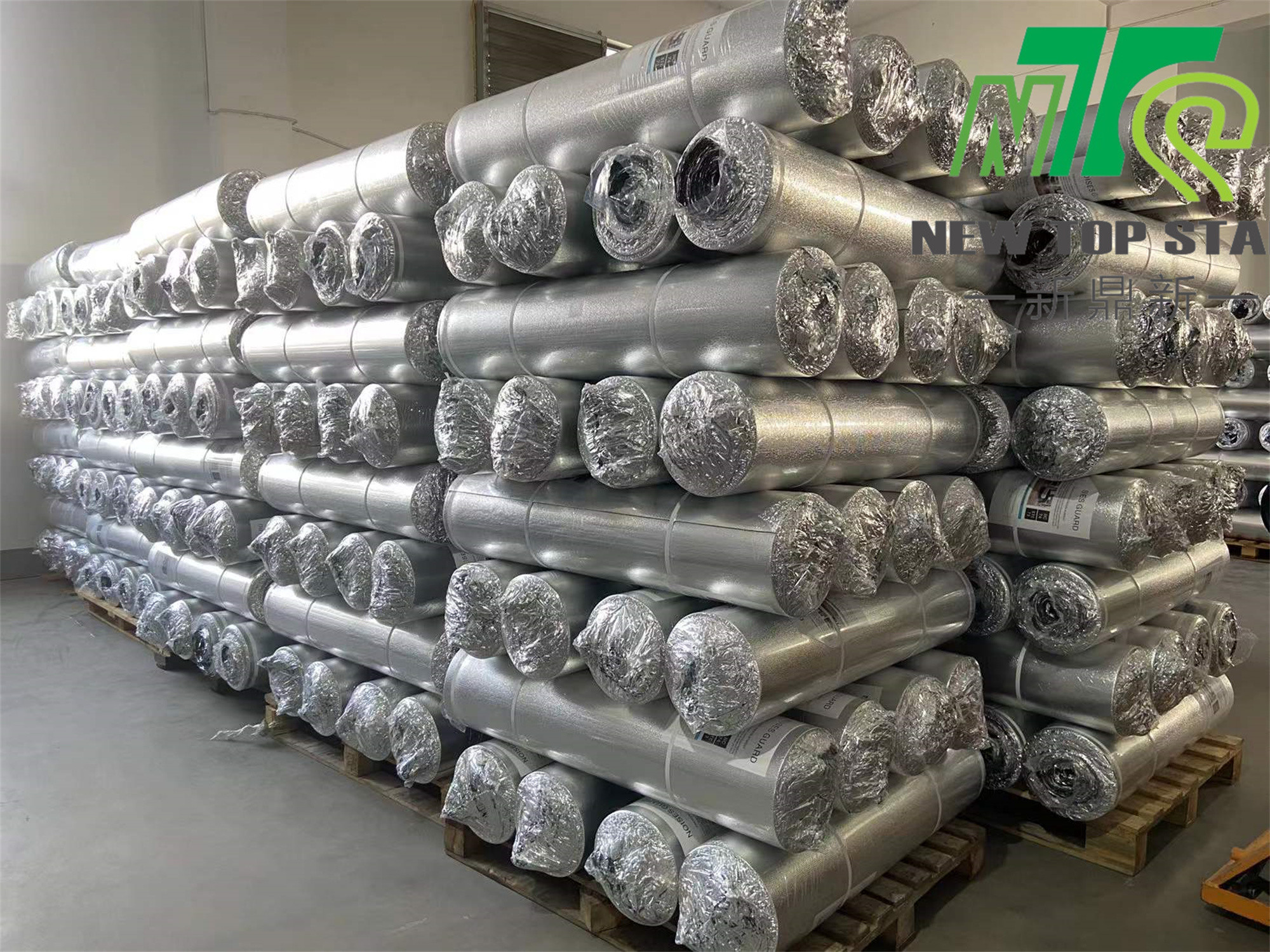 Закрытый барьер влаги Underlayment 4mm пены ЕВА клетки 5mm серебряный