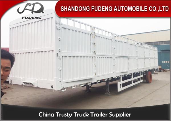 Enclosed Strong Box Semi Livestock Trailers / 30 - 50 Tons Tractor Cattle Trailer 