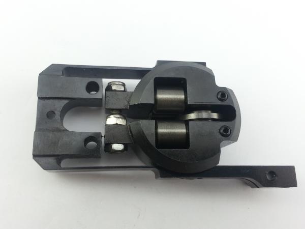 XLC7000 Cutting Machine Spare Parts 94065000 Assy Roller Guide Lower
