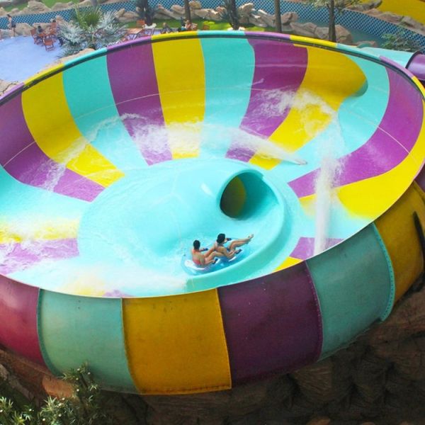 Équipement de parc aquatique Behemoth Bowl toboggan à vendre