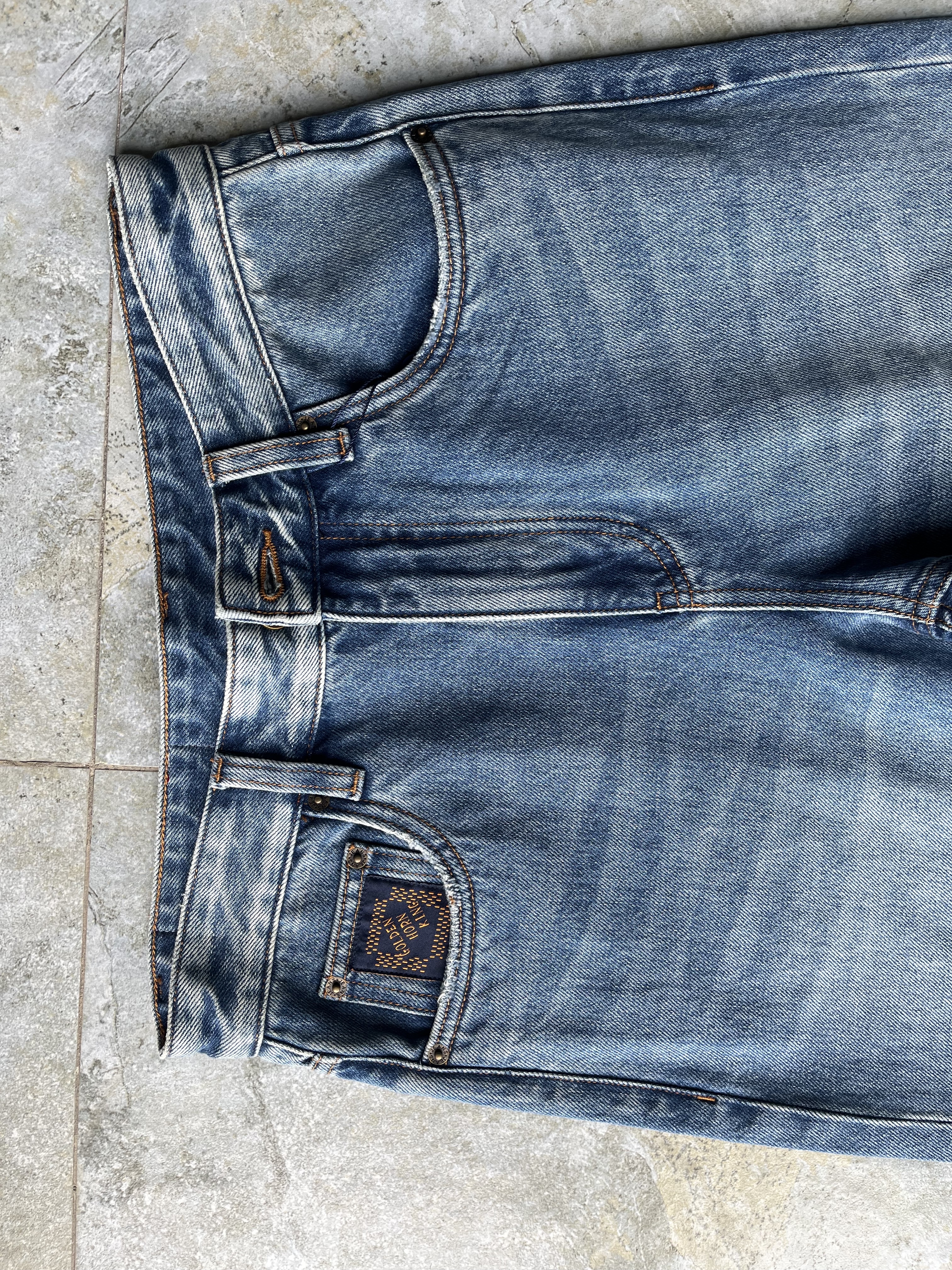 Medium Blue Men's Jeans Faded Loose Wide Leg Jeans Horizontal