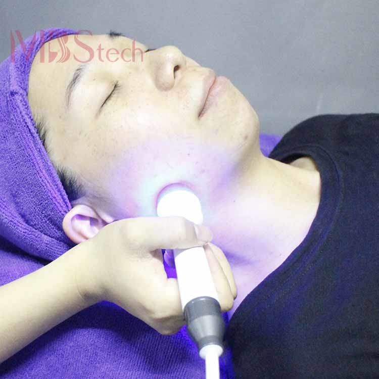 Машина Rf Hydrafacial Dermabrasion корки двигателя кислорода мультиполярная