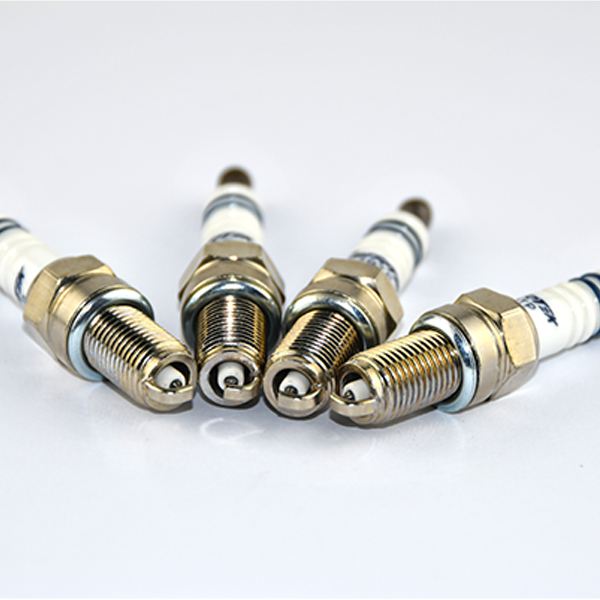 Факел DK7RTP - спичка для DAIHATSU, NISSAN свечи зажигания платины прямой связи с розничной торговлей фабрики одиночная, MAZDA