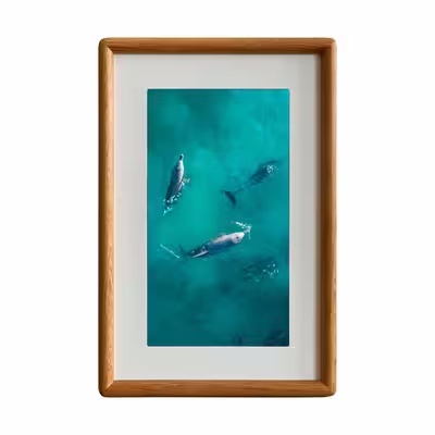 Smart Wooden Digital Photo Frame 7 Inch High Definition Digital Picture Frame With Built In Battery And Bluetooth