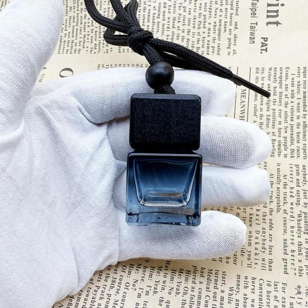 8ml Cuadrado Coche Perfume Aromaterapia Aceite Esencial Difusor Ventilación Perfumes Botellas