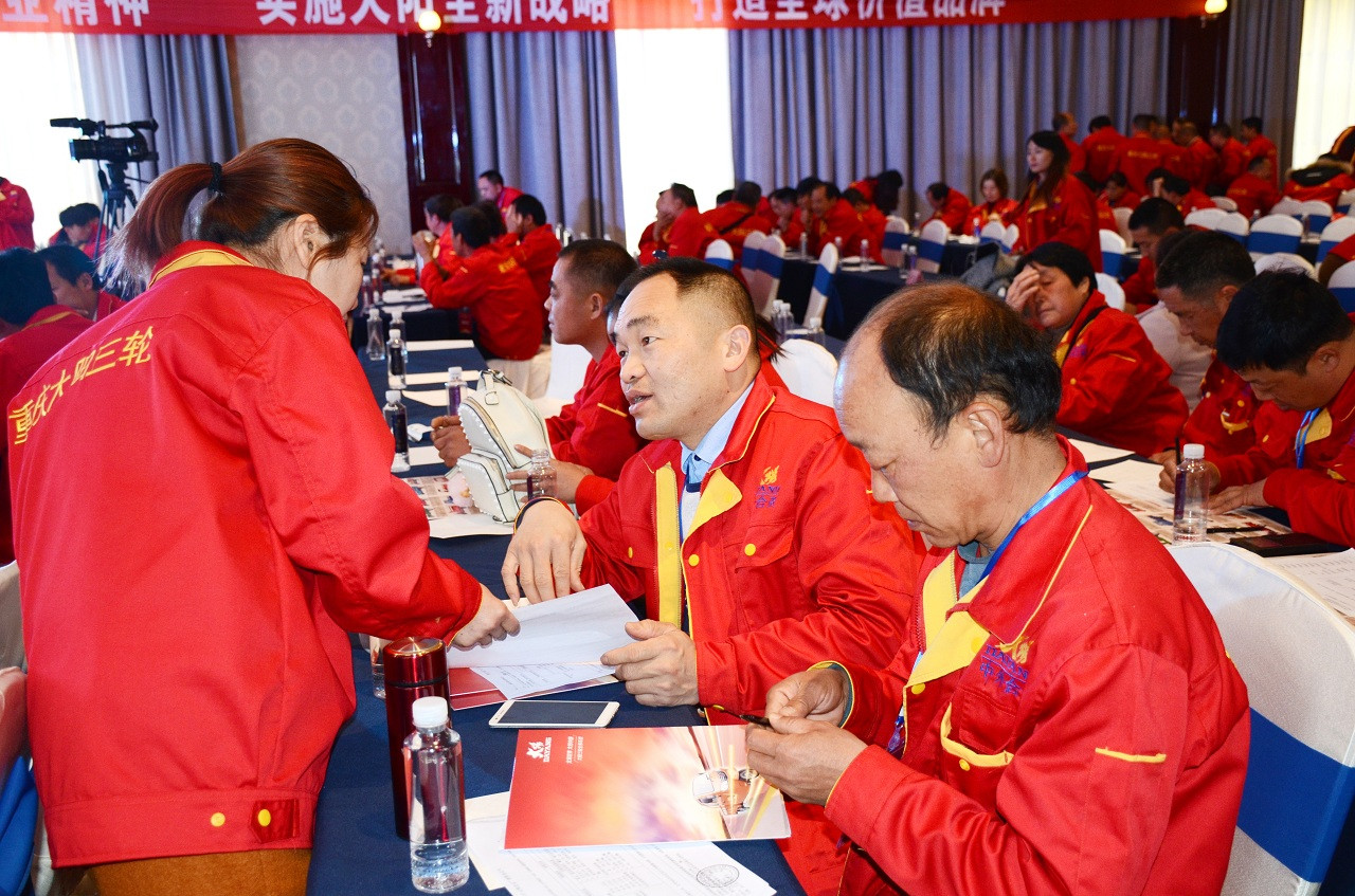 DAYANG OEM 5.0-12 Мотоциклетная шина Естественная резина корпус Глобальная упаковка Черный цвет