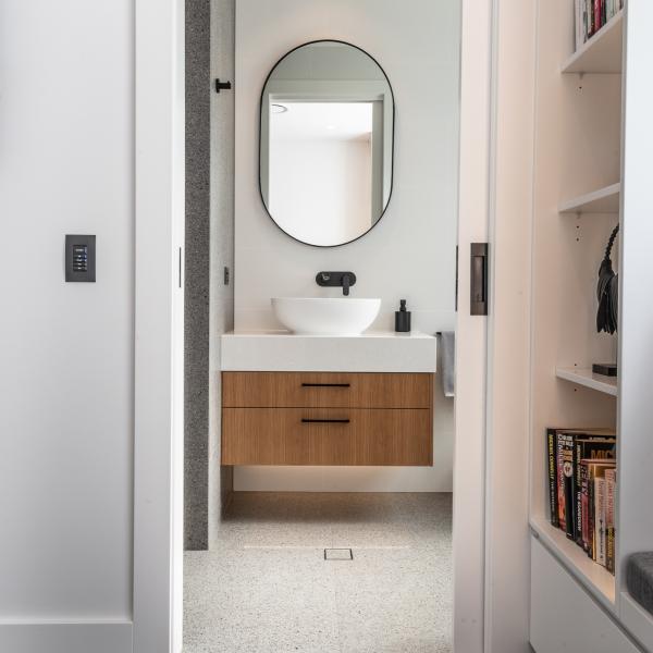 Wood Grain Floating Bathroom Vanity Luxury Hotel Marble Vanity Mirror Cabinet