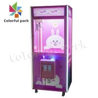 Os doces Toy Claw Grabber Machine Pink do pirulito moderaram o material de vidro