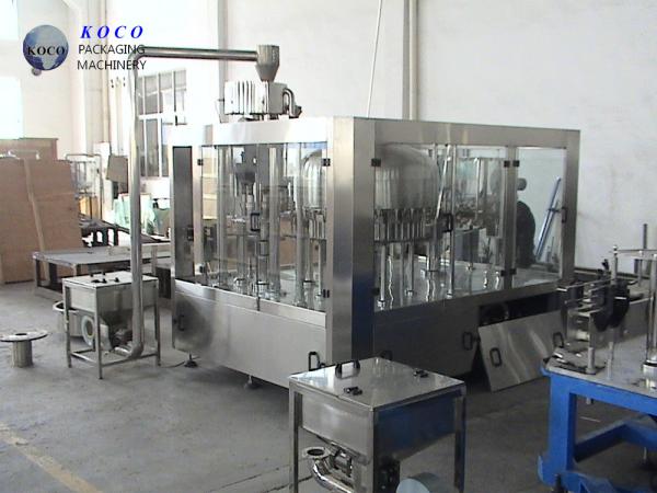 Automatic 3 in 1 water PET bottle filling capping machine / bottling plant machine equipment production line