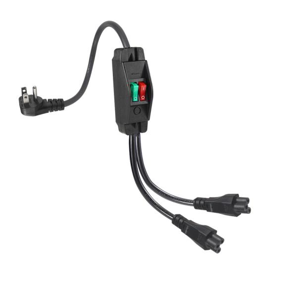NEMA 5-15P à double IEC C5 Power Splitter avec commutateur pour électronique de bureau 125V 10A