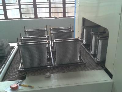 150-600 velocidade de mm/min de Mesh Belt Hydrogen Brazing Furnace para núcleos do radiador