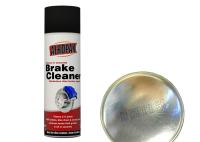 Os produtos dos cuidados com o carro de AEROPAK travam um pulverizador mais limpo para remover a graxa fluida