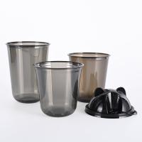 Coupe en plastique en forme de U, transparente, noire pour le lait, thé, yogourt.