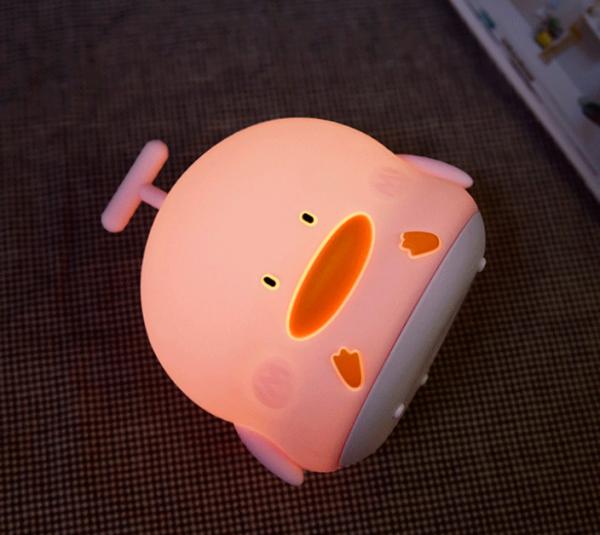 Lâmpada Tabletop da luz da noite do anti deslizamento, luz recarregável da noite do Usb do silicone do ABS 328g