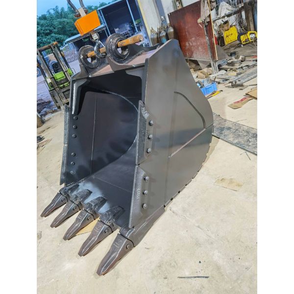Customized Q355B Excavator Bucket 2.61m³ Capacity for  349 Replacement General Purpose Digging