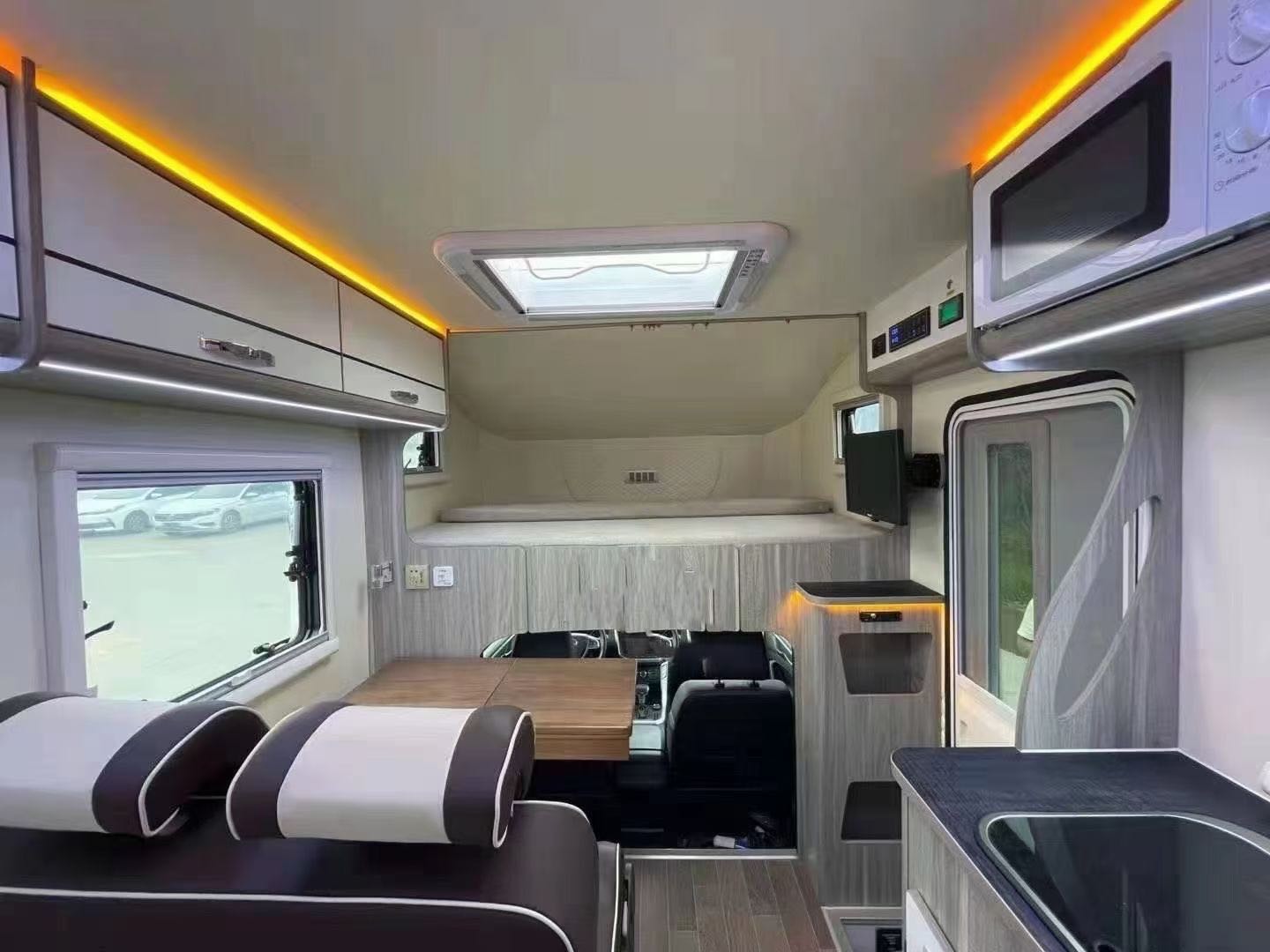 Караван автоматической передачи 4*2 Motorhome RV жилого фургона Yuejin Foton на открытом воздухе