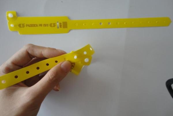 Cheap PVC Bracelet ID NFC Disposable Medical Bracelet , Custom Print Logo , Many Size Avaiable