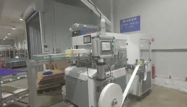 бумажный стаканчик мотора сервопривода 3000kg 34kw полный высокоскоростной устранимый формируя машину