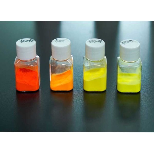 Éclairage LED jaune Poudre de phosphore avec aluminate dopé au cérium Composition