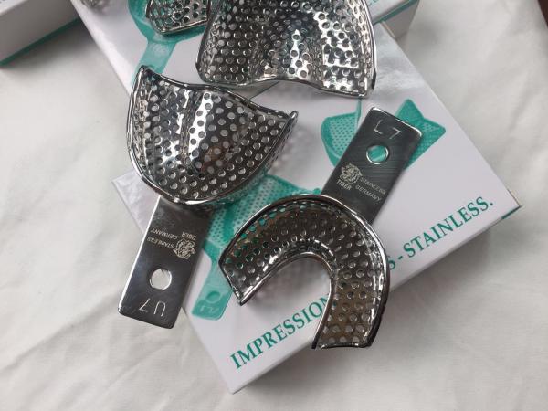 Autoclavable Rim Lock Impression Trays , Impression Trays In Dentistry Perforated Size #7