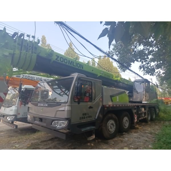 50t Used Telescopic Arm Crane with 25M Max. Lifting Height Hydraulic Cylinder Other