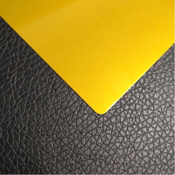 Gold Color Sublimation Metal Business Cards 0.22mm Thickness 86*54mm Straight Edge