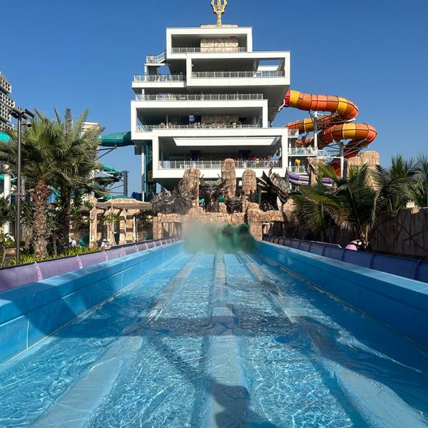 Outdoor Water Attraction Park Water Games Equipment Kids Play Accessories Fiberglass Slides