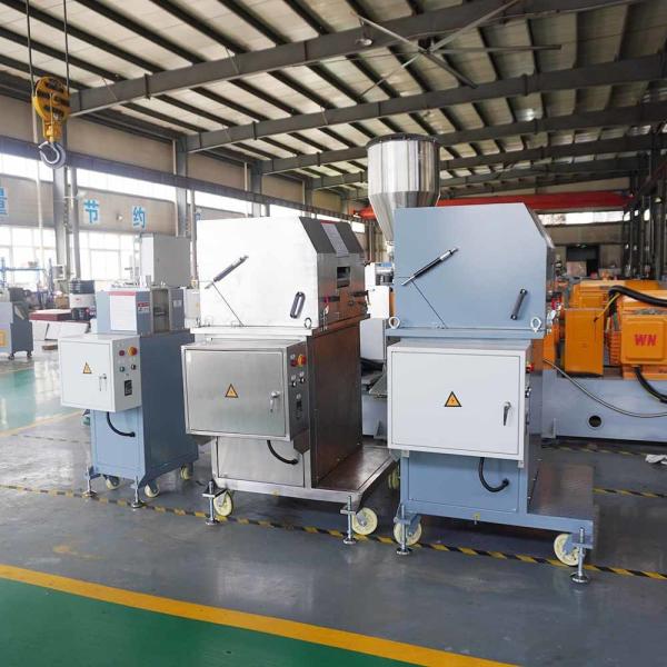 CE 100-500kg/h Industrial Stainless Steel Plastic Extruder Pelletizer For Cutting Plastic Granules