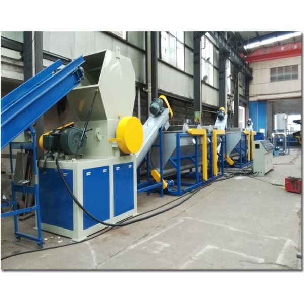 Water Scrap PET Bottle Crushing Plant Waste Plastic Recycling Machine