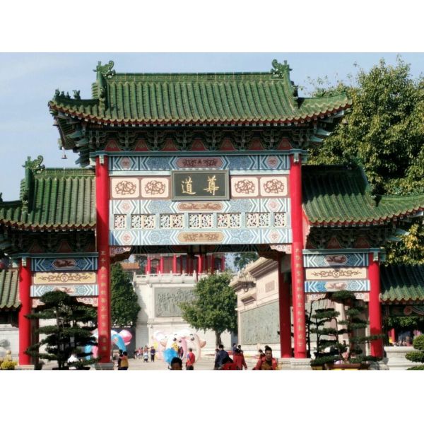 Павильон традиционный Китай стиля Азии застеклил плитку толя