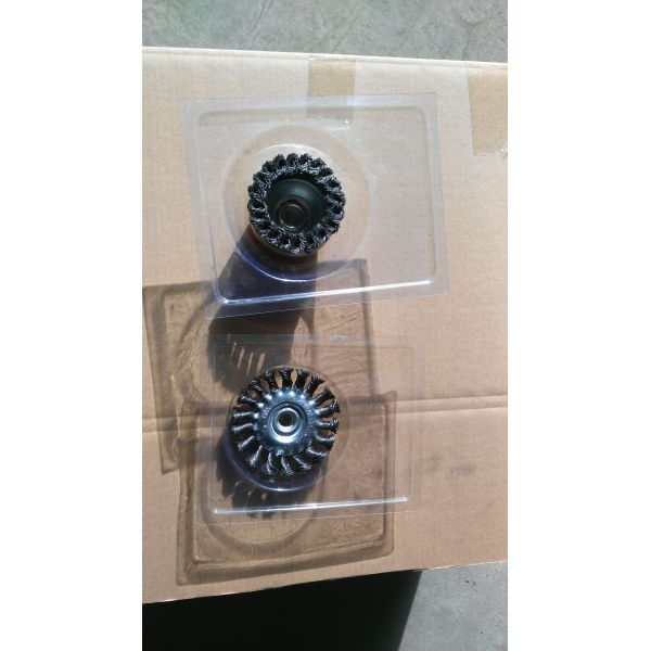 Surface Cleaning 5 Inch Heavy Duty Double Layer Cup Body Twist Knotted Cup Brush