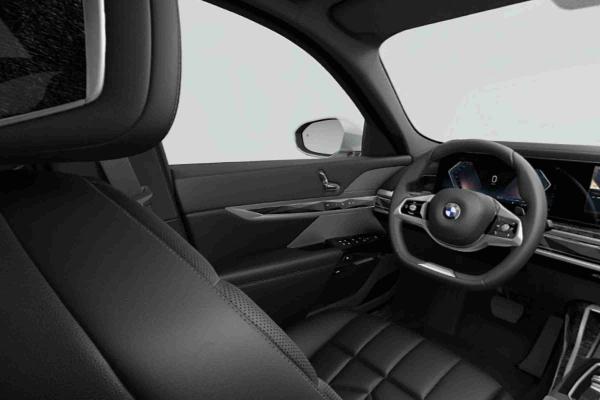 BMW 7 Series 2023 740Li Exclusive Luxury Package Large Petrol Vehicle