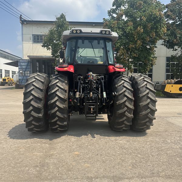 260-horsepower heavy-duty tractor, high-performance agricultural equipment tractor, four-wheel-drive performance tractor, large equipment/cultivation large machinery, high-quality Chinese brand tracto