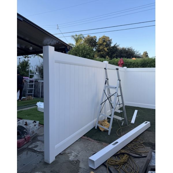 Outdoor PVC Vinyl Privacy Fence Panels  6ft*8ft Horizontal Rail Type