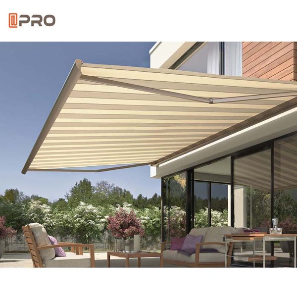 OEM Retractable Cassette Awning With Aluminium Frame Pvc Material Waterproof