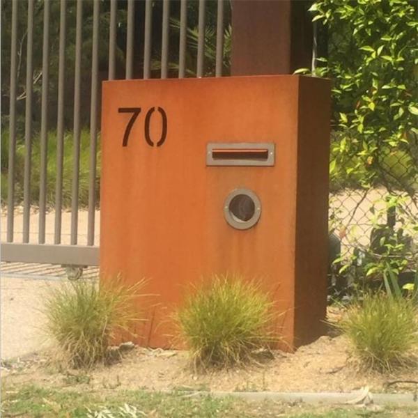 O laser cortou a caixa de letra de aço oxidada de Corten da caixa da gota do pacote do retângulo do olhar