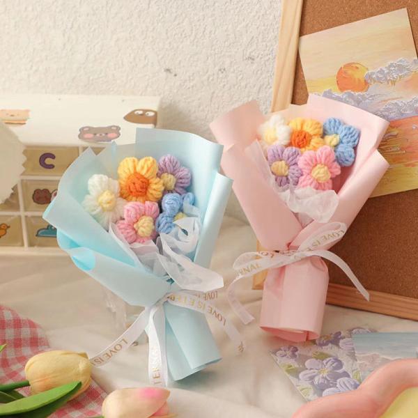 Cadeau de fleurs en fils mignon pour l'anniversaire de sa meilleure amie.