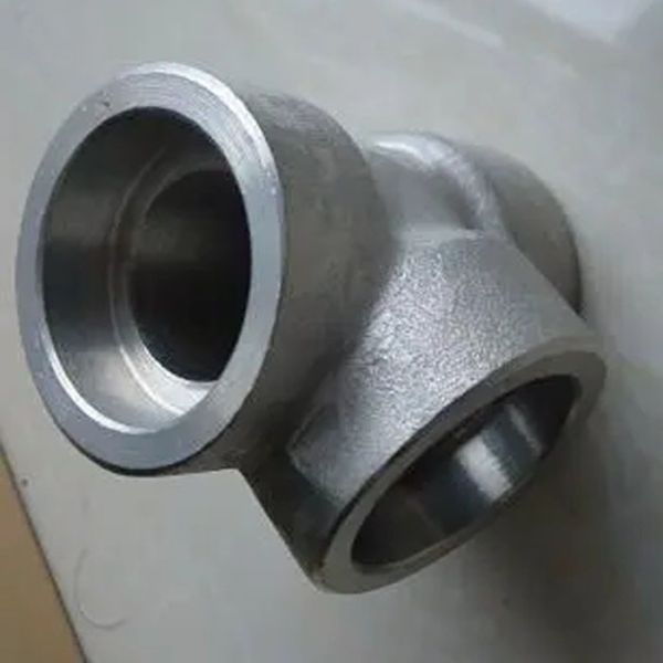 A105 Carbon Steel Socket Pipe Fittings Tee MSS SP-97-2019 Standard